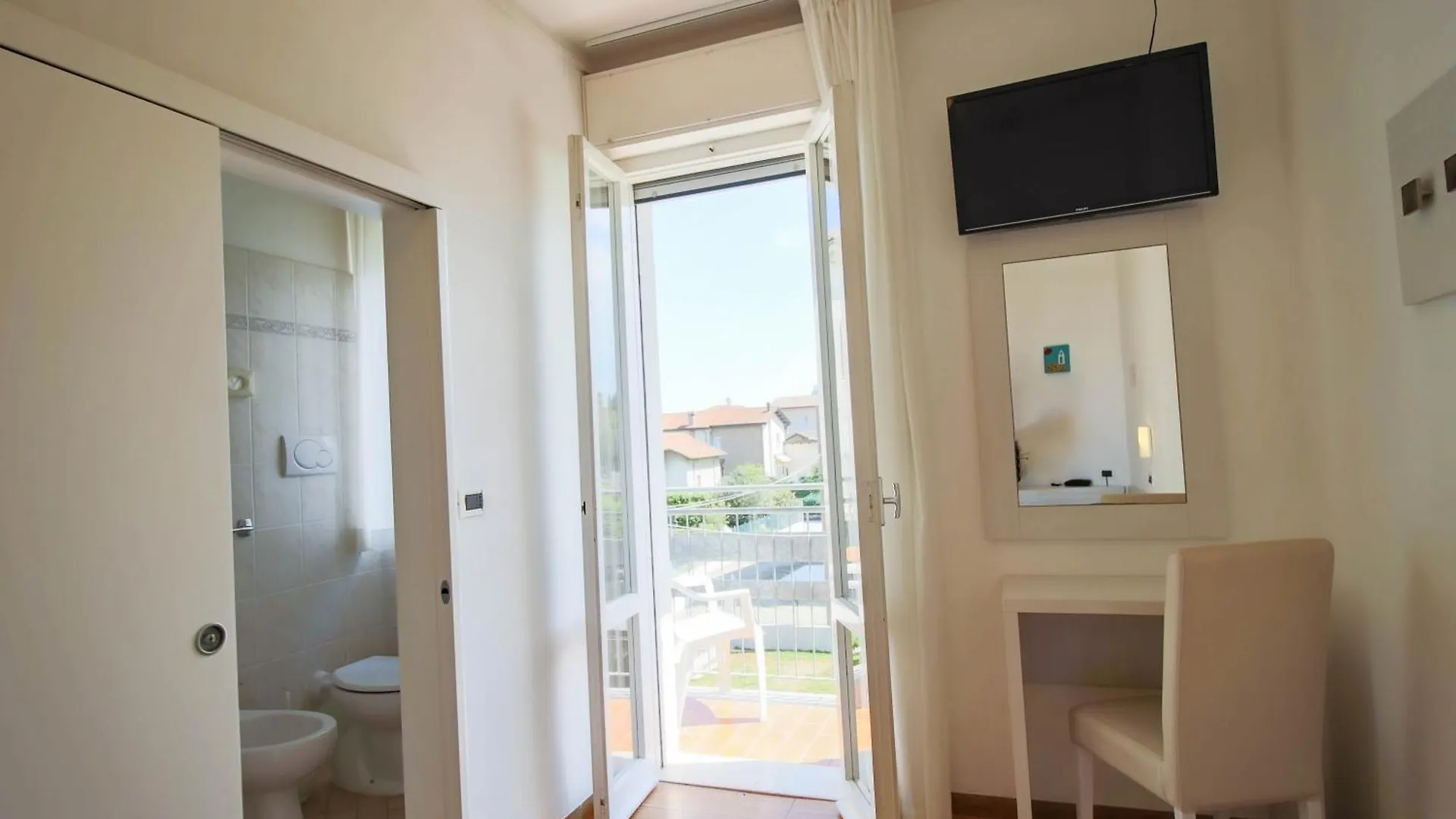 Hotel Manuela Cervia 3*,  Italy