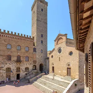 https://sangi-studio-apartment-piazza-duomo.it-tuscanyhotel.com